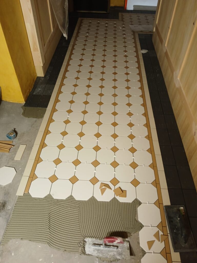 meritullinkatu ravintola laatoitus 02 Kylpyhuoneremontti